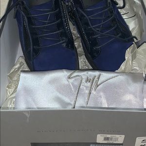 MENS GIUSEPPE SNEAKER LOW BLUE SIZE 44/11 (AS IS)